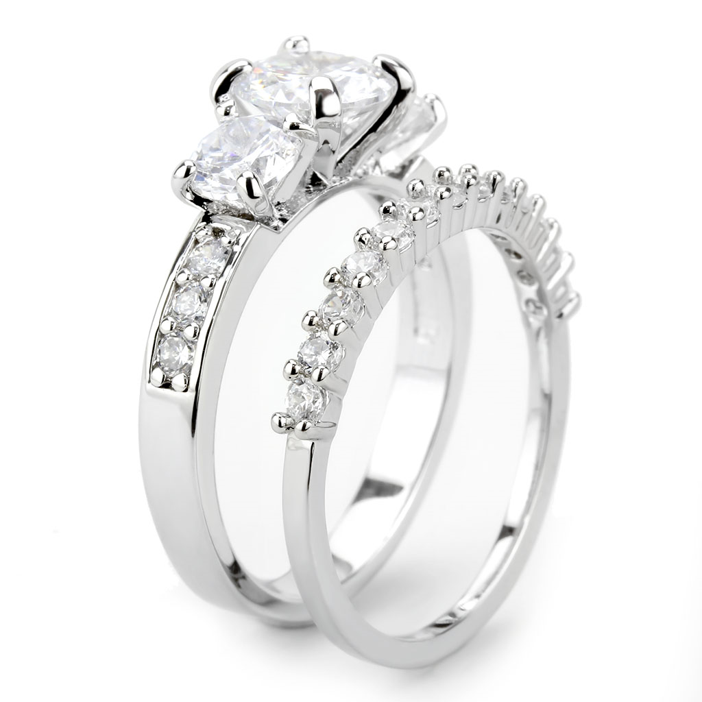 3W1588 - Brass Ring Rhodium Women AAA Grade CZ Clear