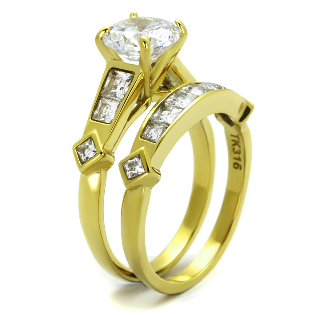 TK8X040 - Stainless Steel Ring IP Gold(Ion Plating) Women AAA Grade CZ Clear